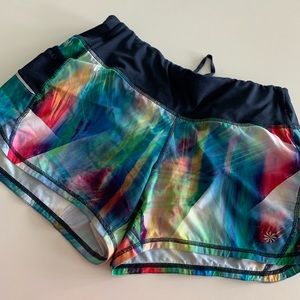Athleta shorts size small